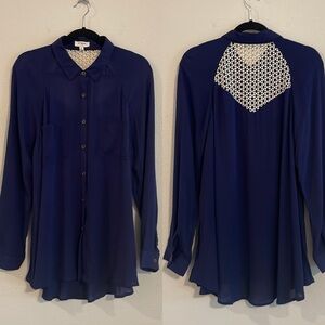 Umgee Women Button Front Shirt Medium Blue Lace Coastal Cowgirl Contemporary